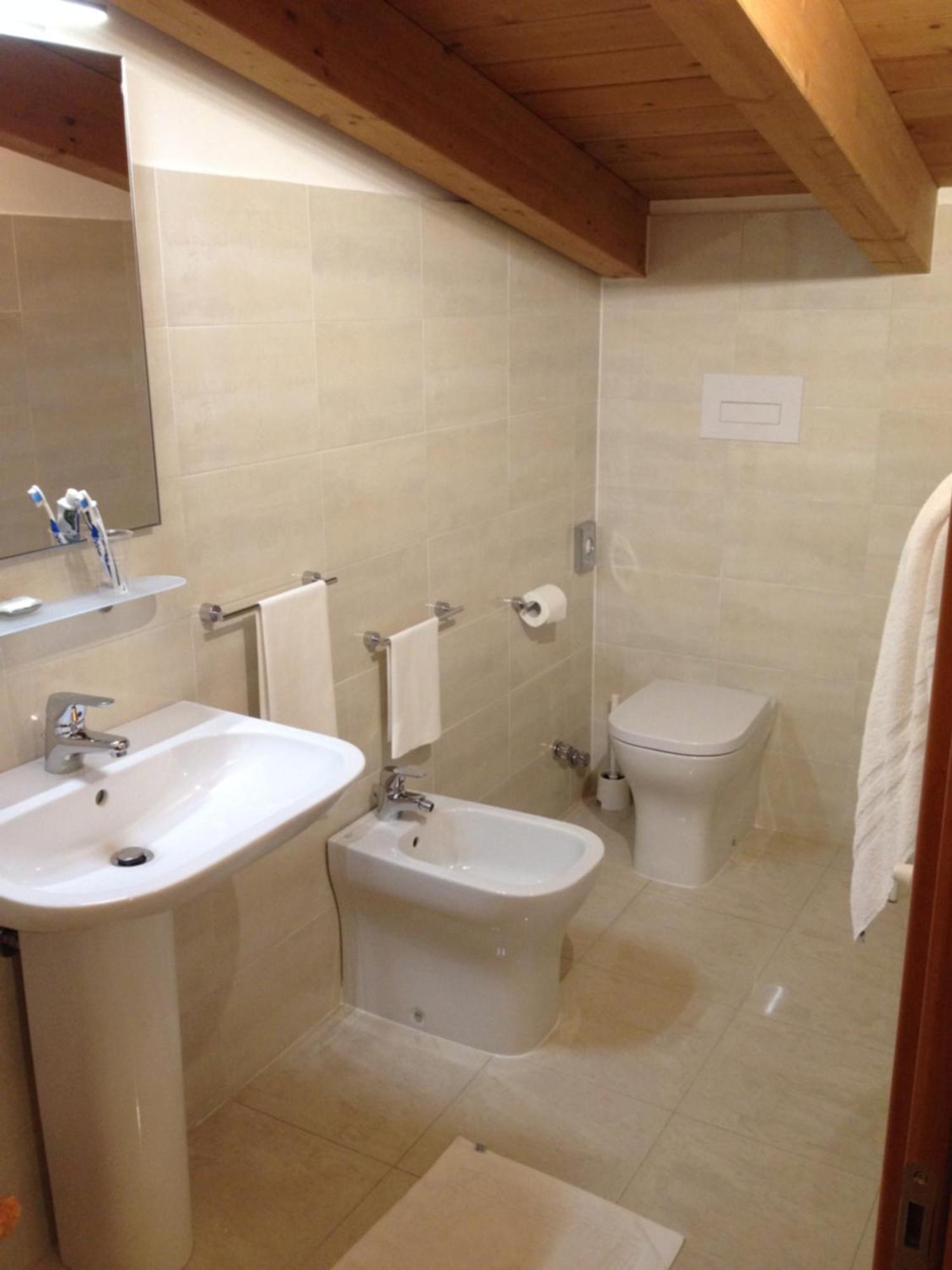 Hotel Gf Чезано-Босконе Номер фото